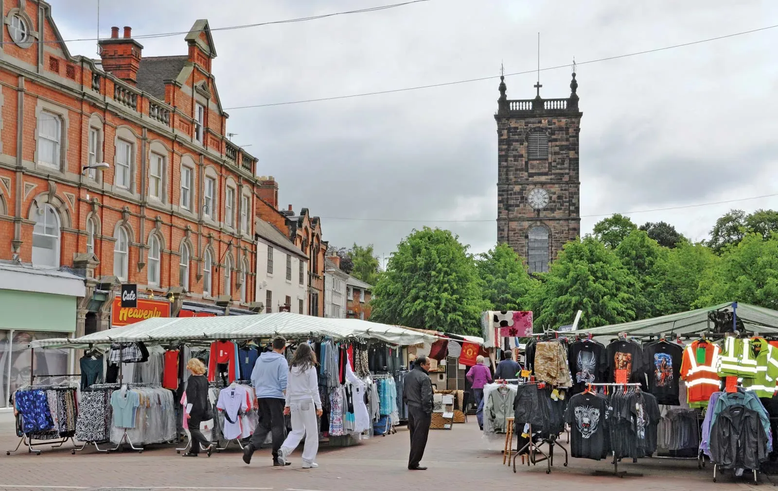 Airbnb and short let management in Burton upon Trent
