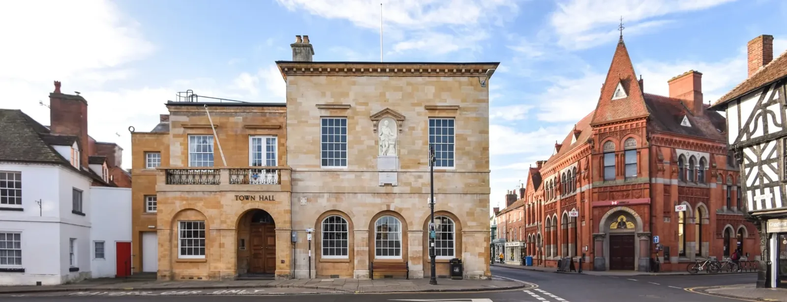 Airbnb and short let management in Stratford-upon-Avon