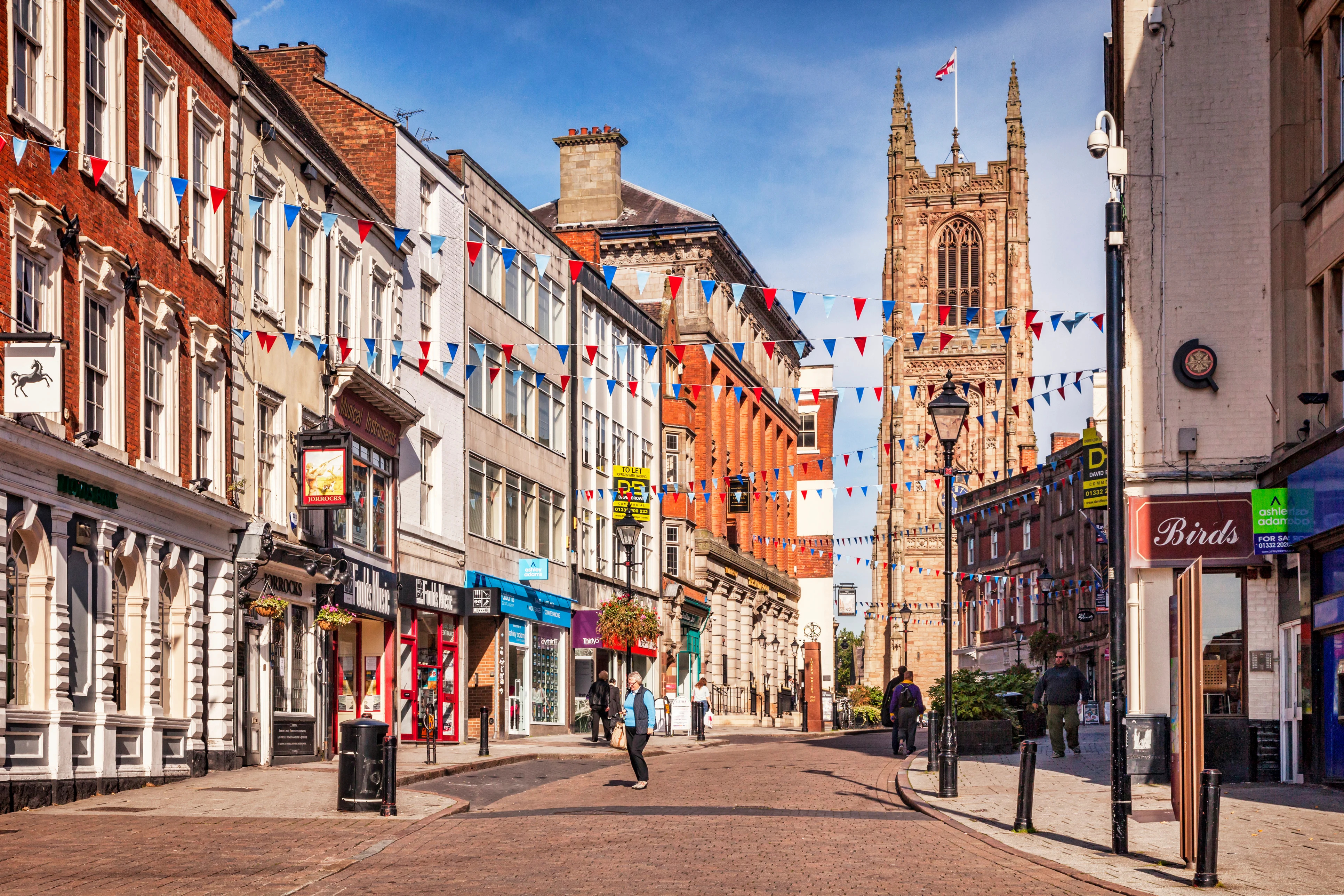 Short-let and Airbnb apartment location in Derby managed by Renzo