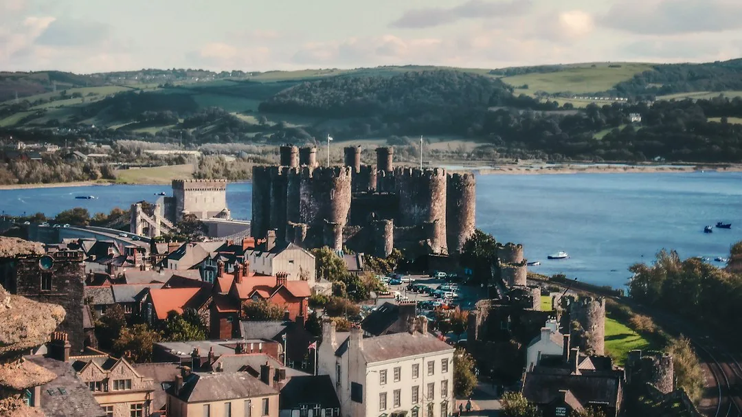 Airbnb and short let management in Conwy