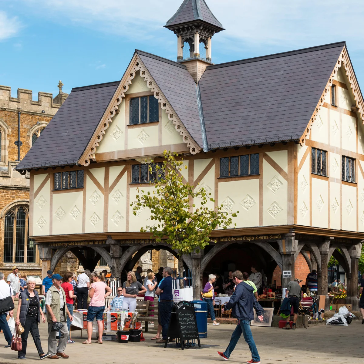 Short-let and Airbnb apartment location in Market Harborough managed by Renzo