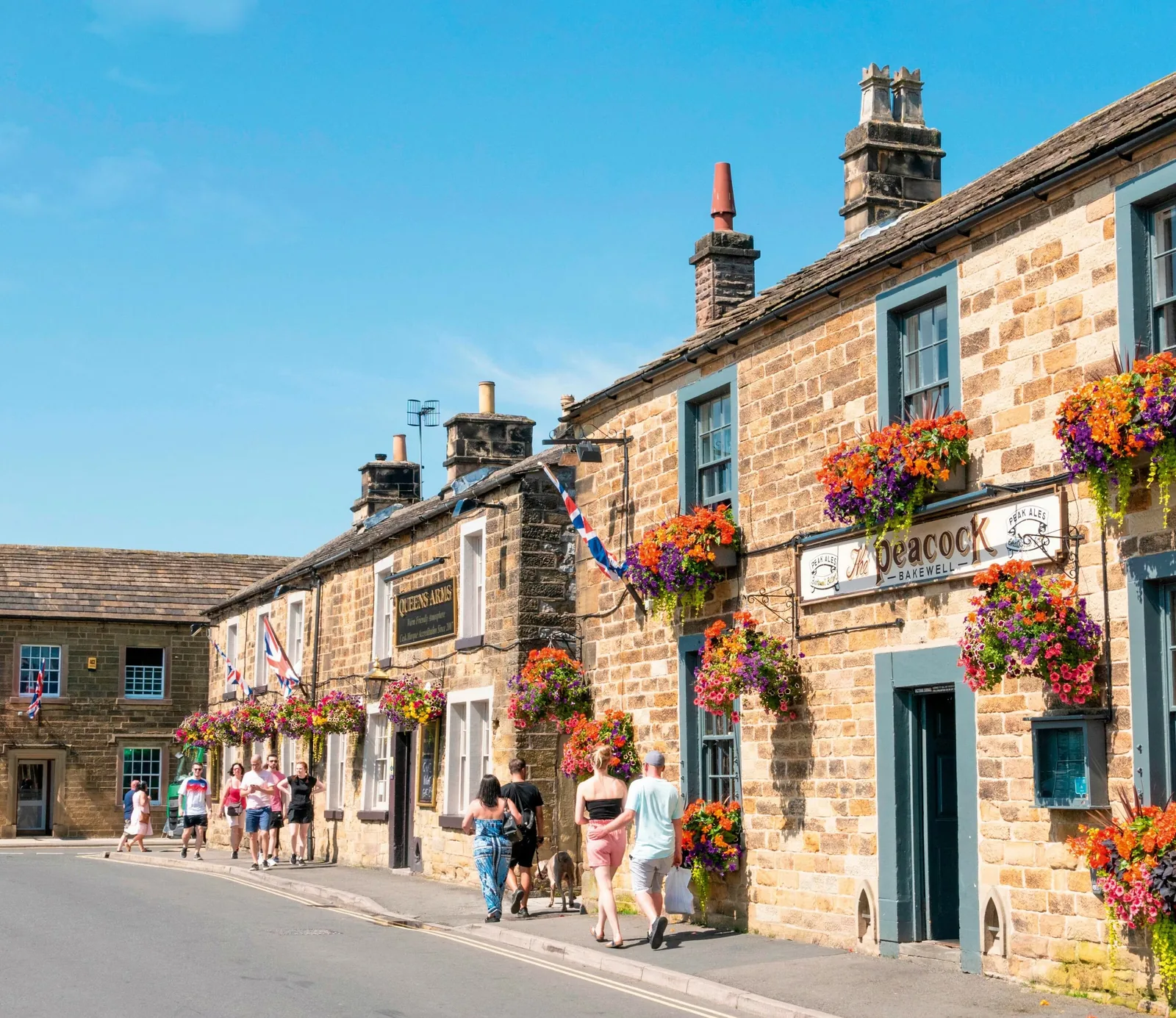 Short-let and Airbnb apartment location in The Peak District managed by Renzo
