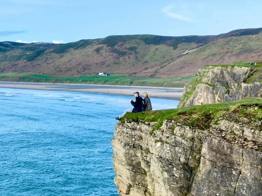 Airbnb and short let management in Swansea